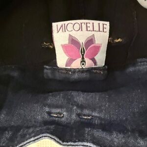 Nicolelle Women's Skinny Pants - Navy